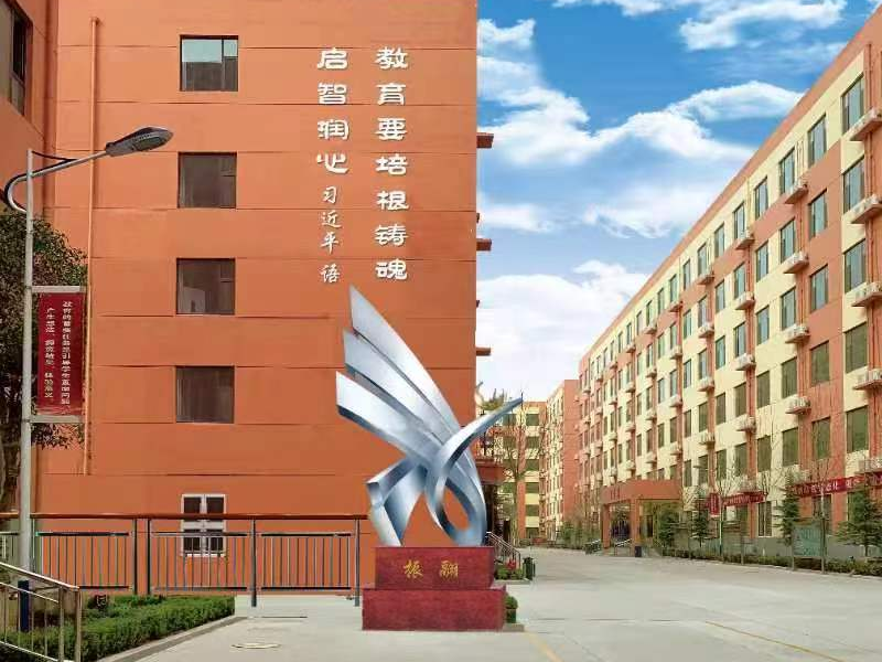 街道上的建筑 AI 生成的内容可能不正确。
